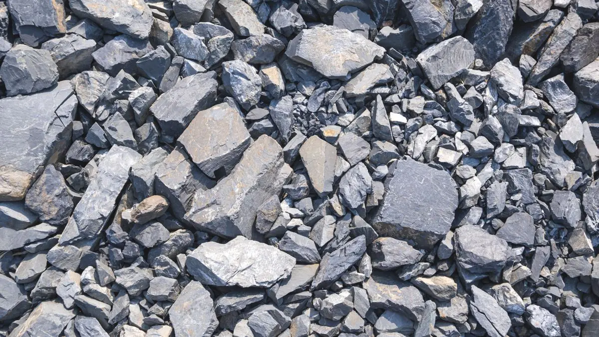 Bulk commodities and raw materials